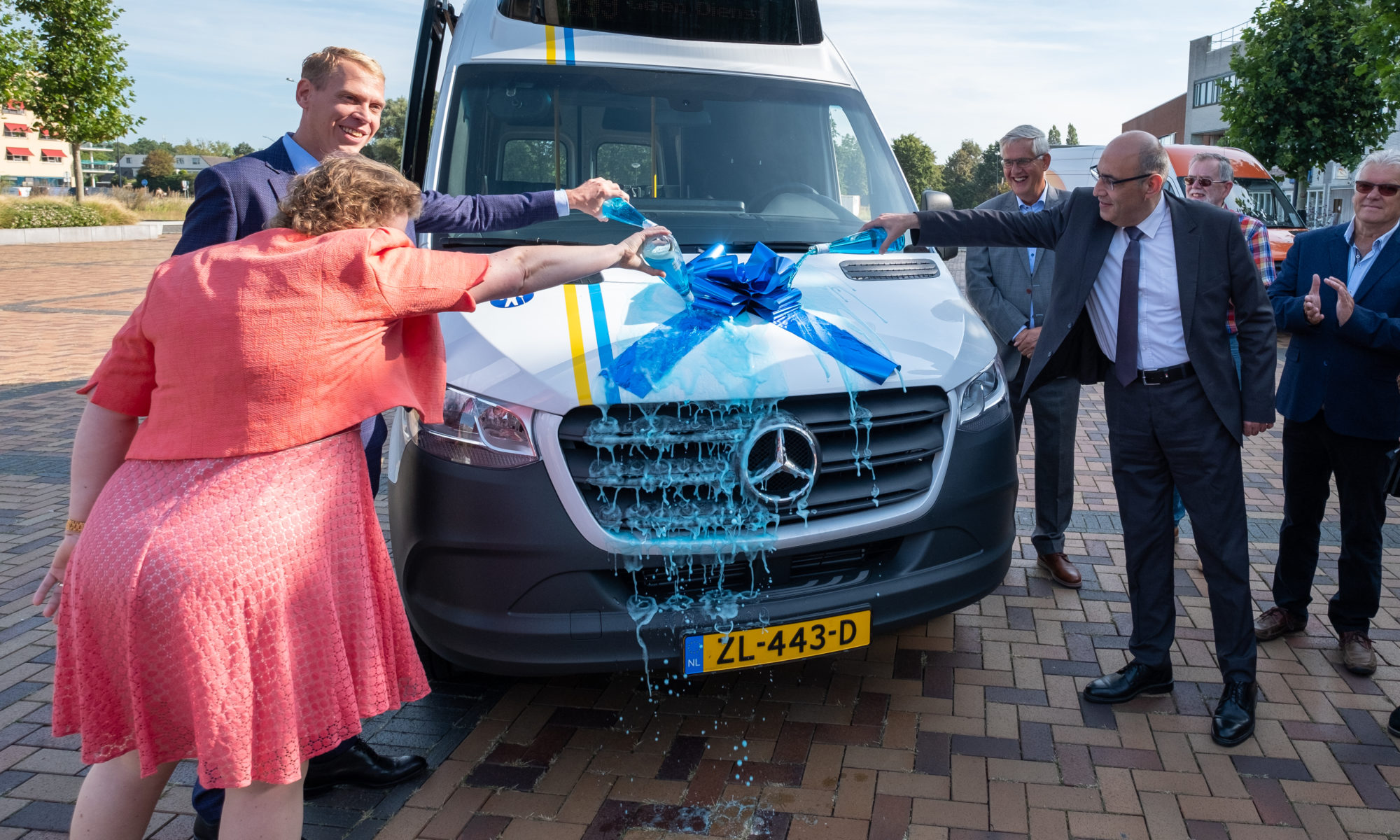 Buslijn 407 officieel geopend: "We zoeken steeds meer verbinding" 1