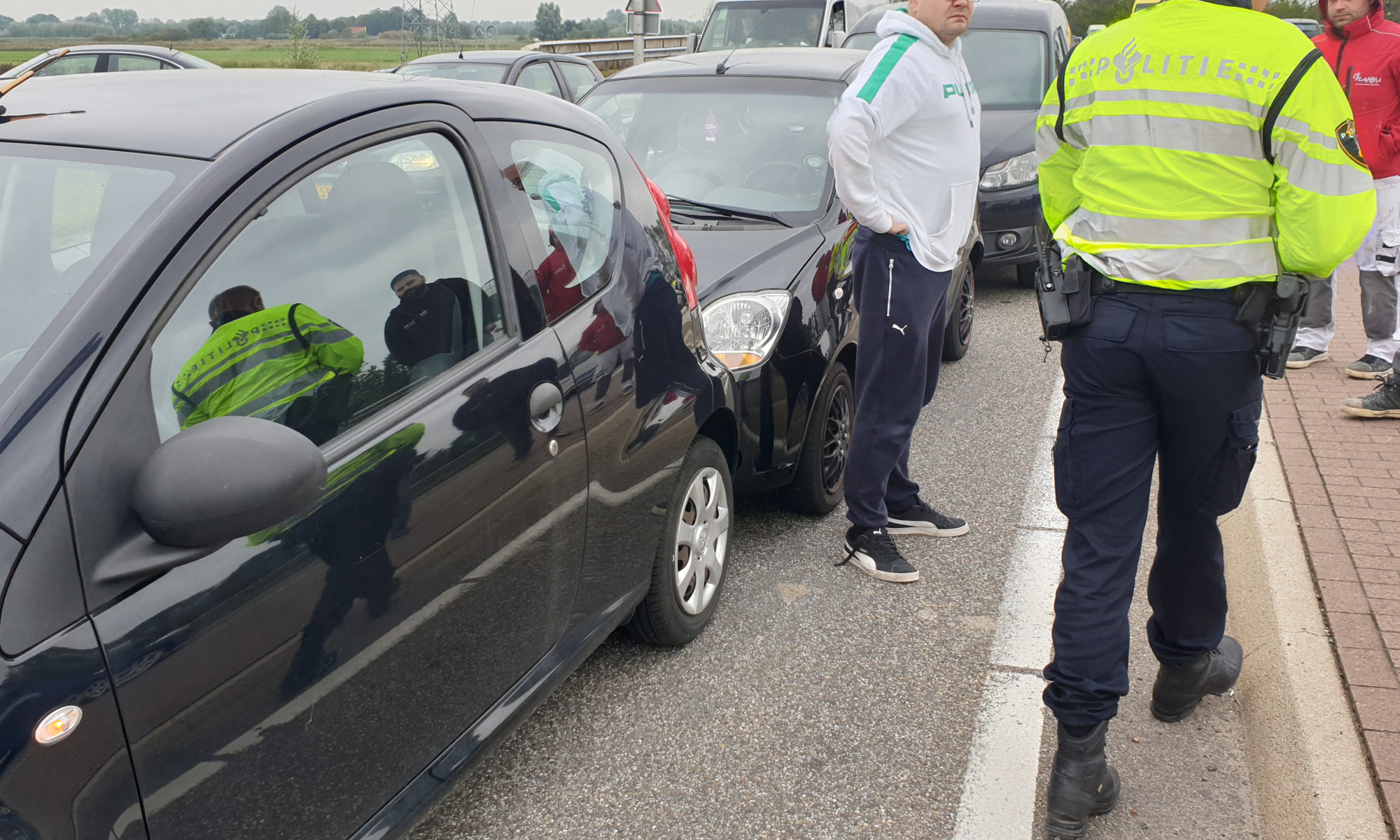 Kop-staartbotsing op rotonde N