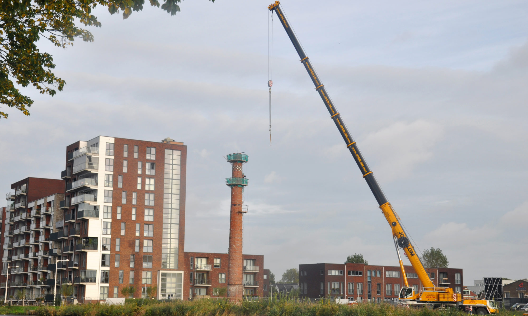 Ontmanteling monumentale schoorsteen Jaagpad in Alkmaar begonnen