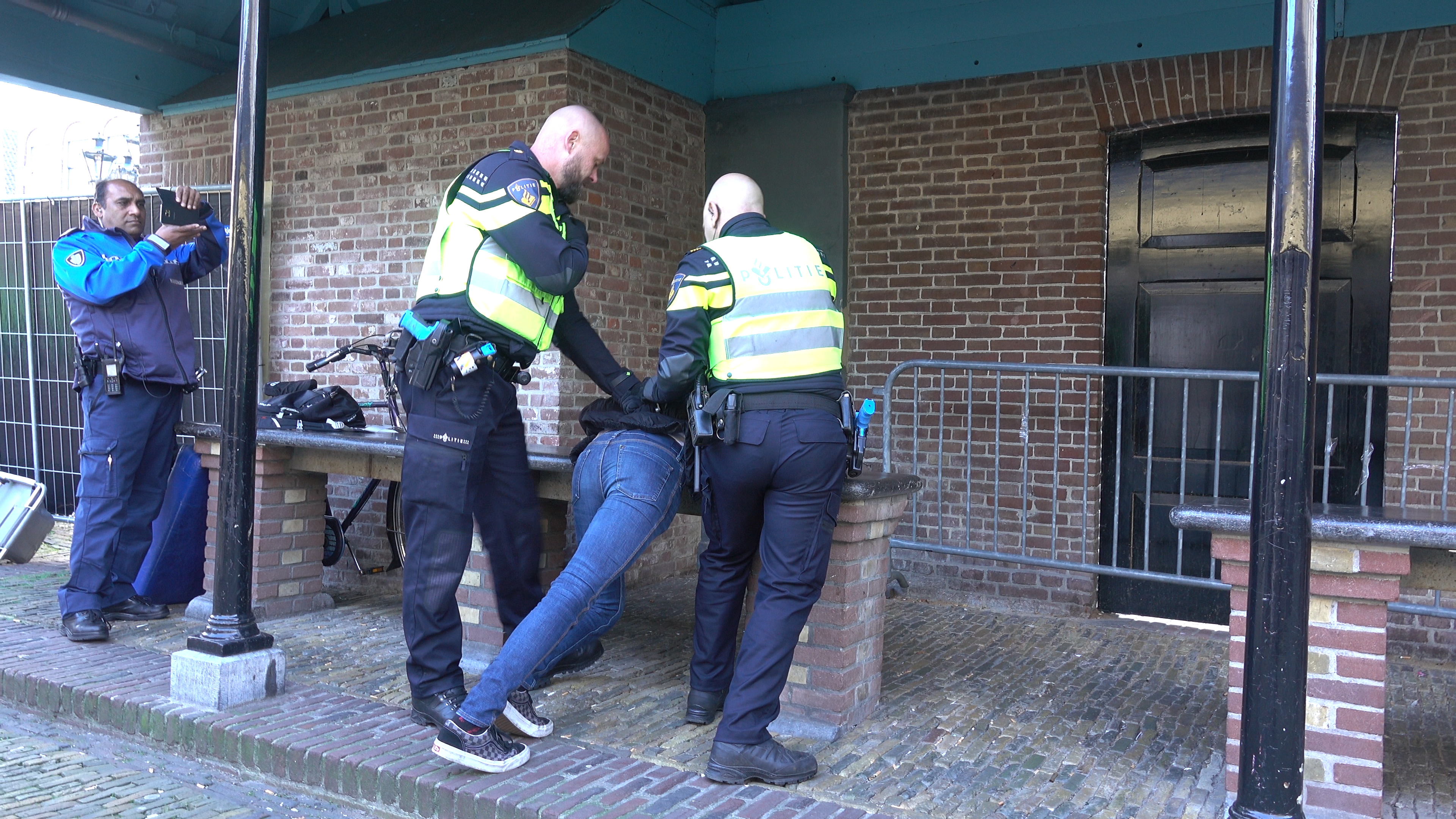 Platte Stenenbrug afgesloten voor politie-oefening