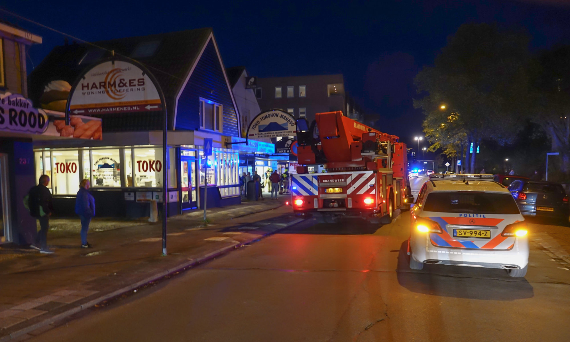 Strijkbout vliegt in brand; stomerij aan Middenweg vol rook