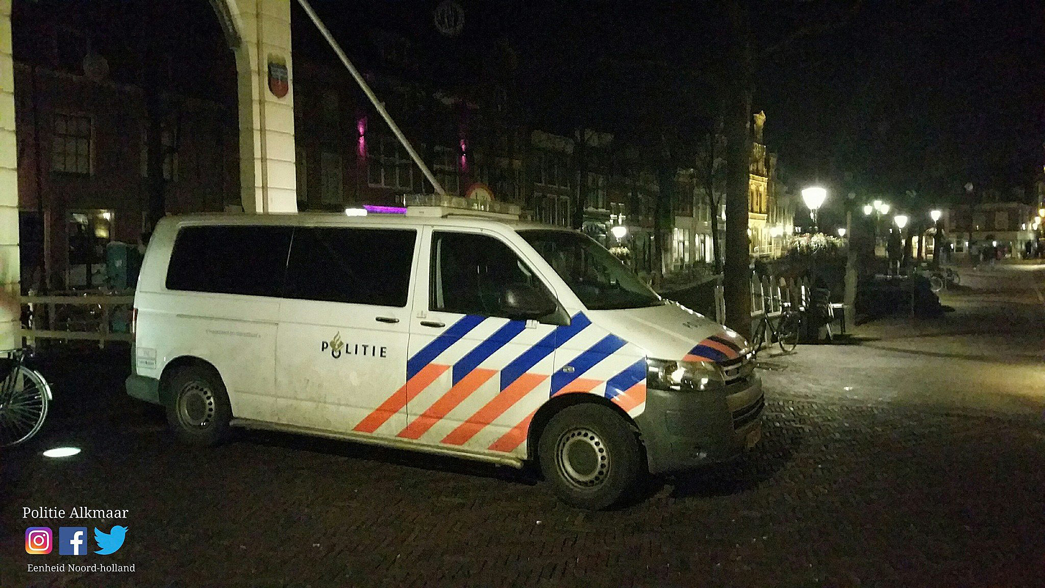 Overtreder horecaverbod pleegt verzet en spuugt agent in het gezicht