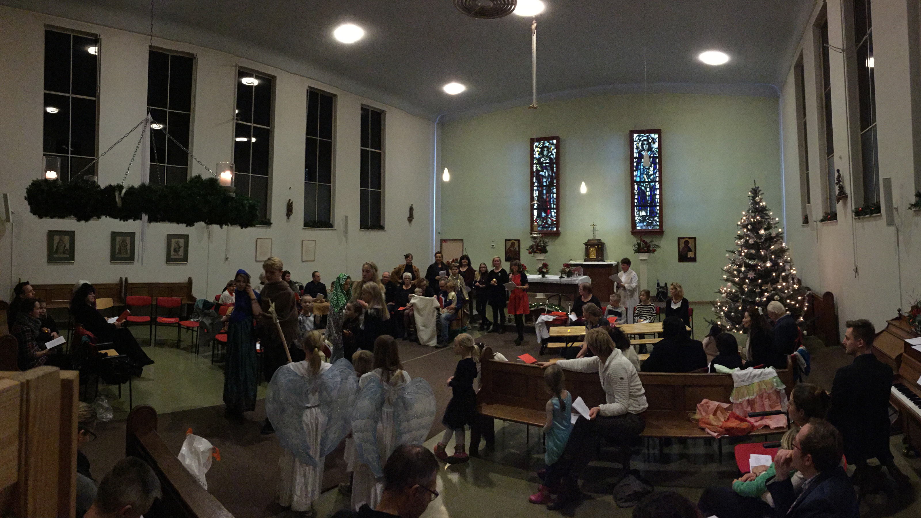 Kinderkerstviering op Kerstavond in Oud-Katholieke Kerk van Alkmaar 🗓
