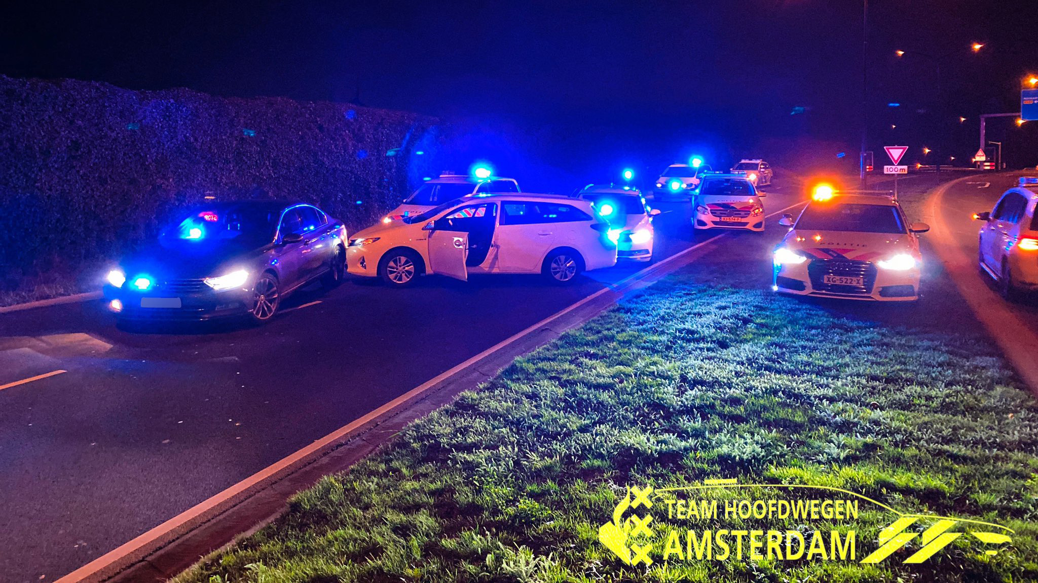 Automobilist negeert stopteken bij Amsterdam; wordt kle
