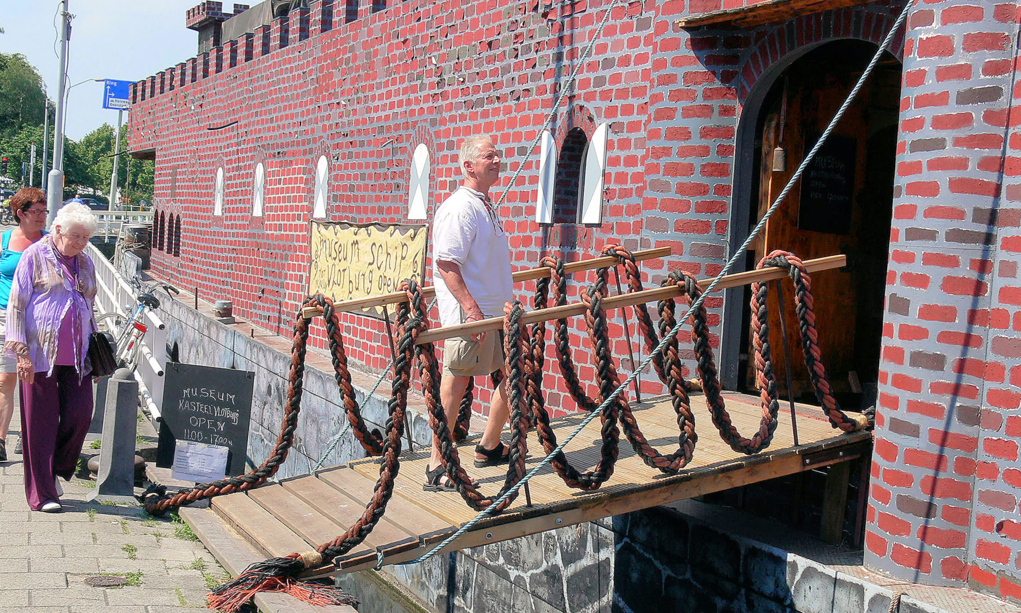 Museumschip Kasteel Vlotburg komt aan in Alkmaar 1