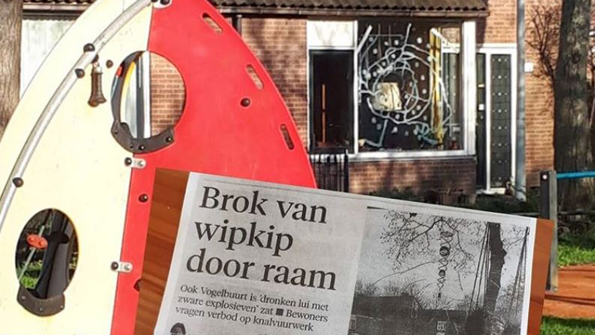 Wijkagent De Mare en gebiedsregisseur in gesprek met bewoners over jaarwisseling