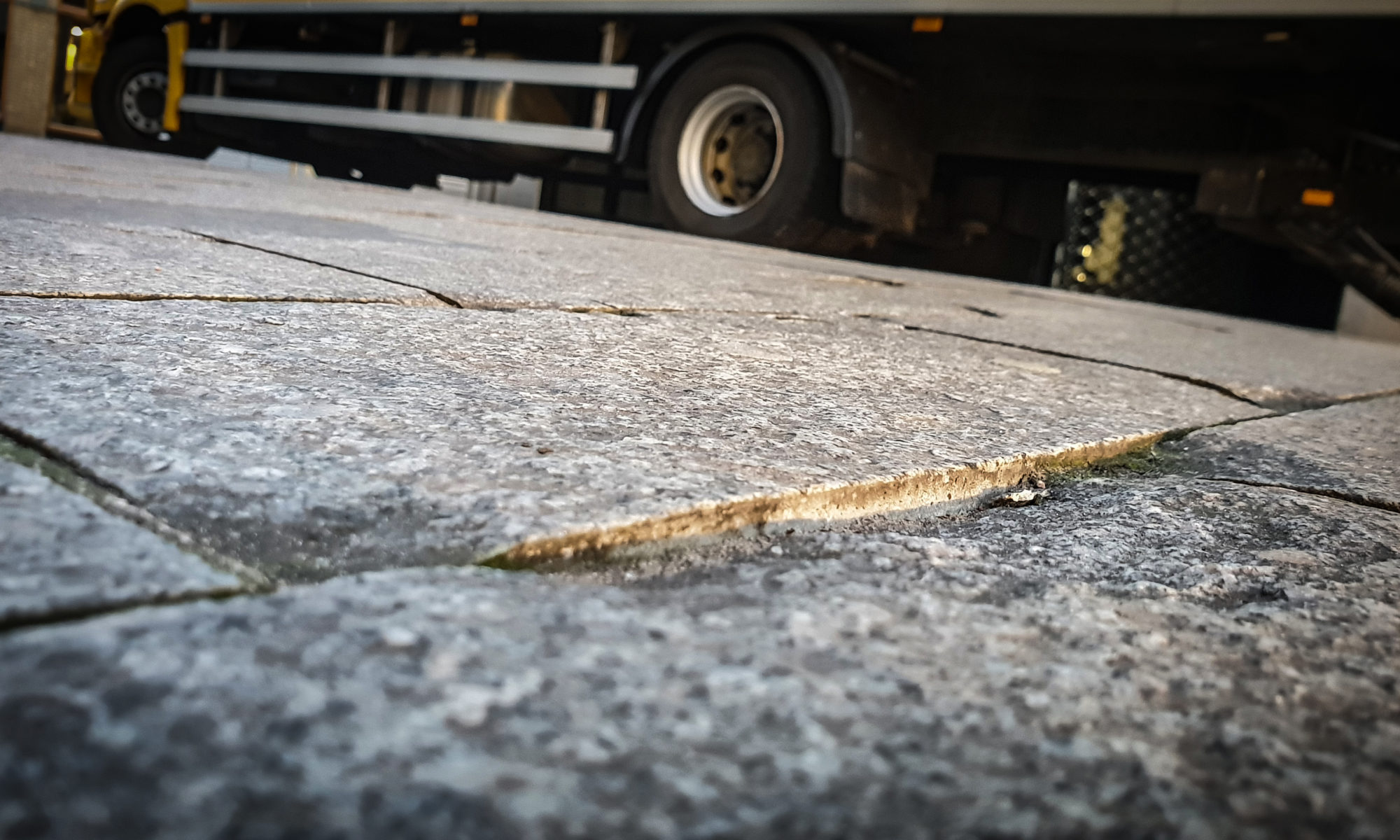 Herbestrating of herstel van Langestraat; het onderzoek loopt nog steeds