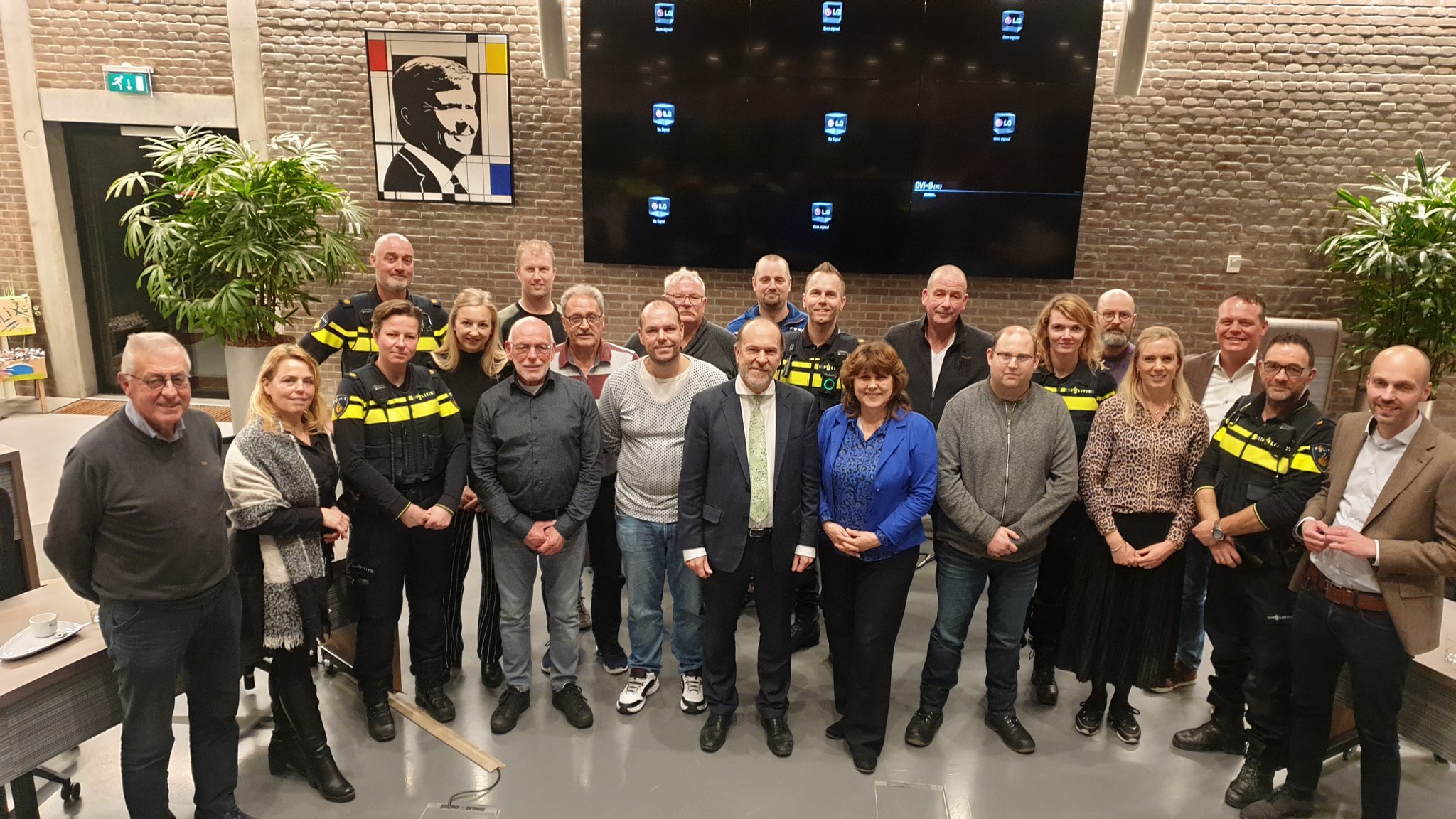 Eerste bijeenkomst buurtpreventiegroepen, wijkagenten en gemeente Heerhugowaard