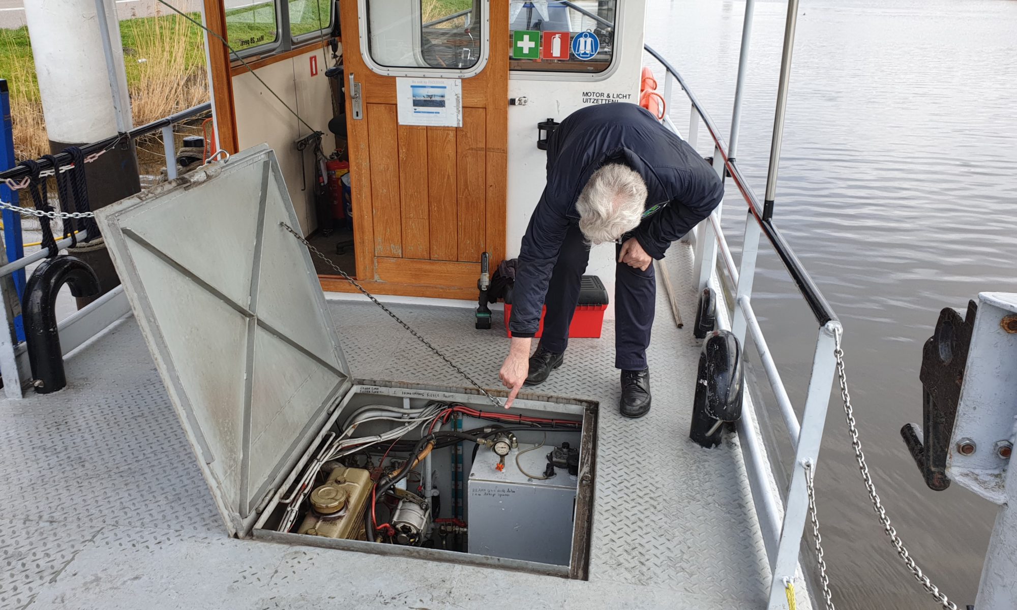 Pont Leeghwaterbrug defect; ook fietsers op proef gesteld