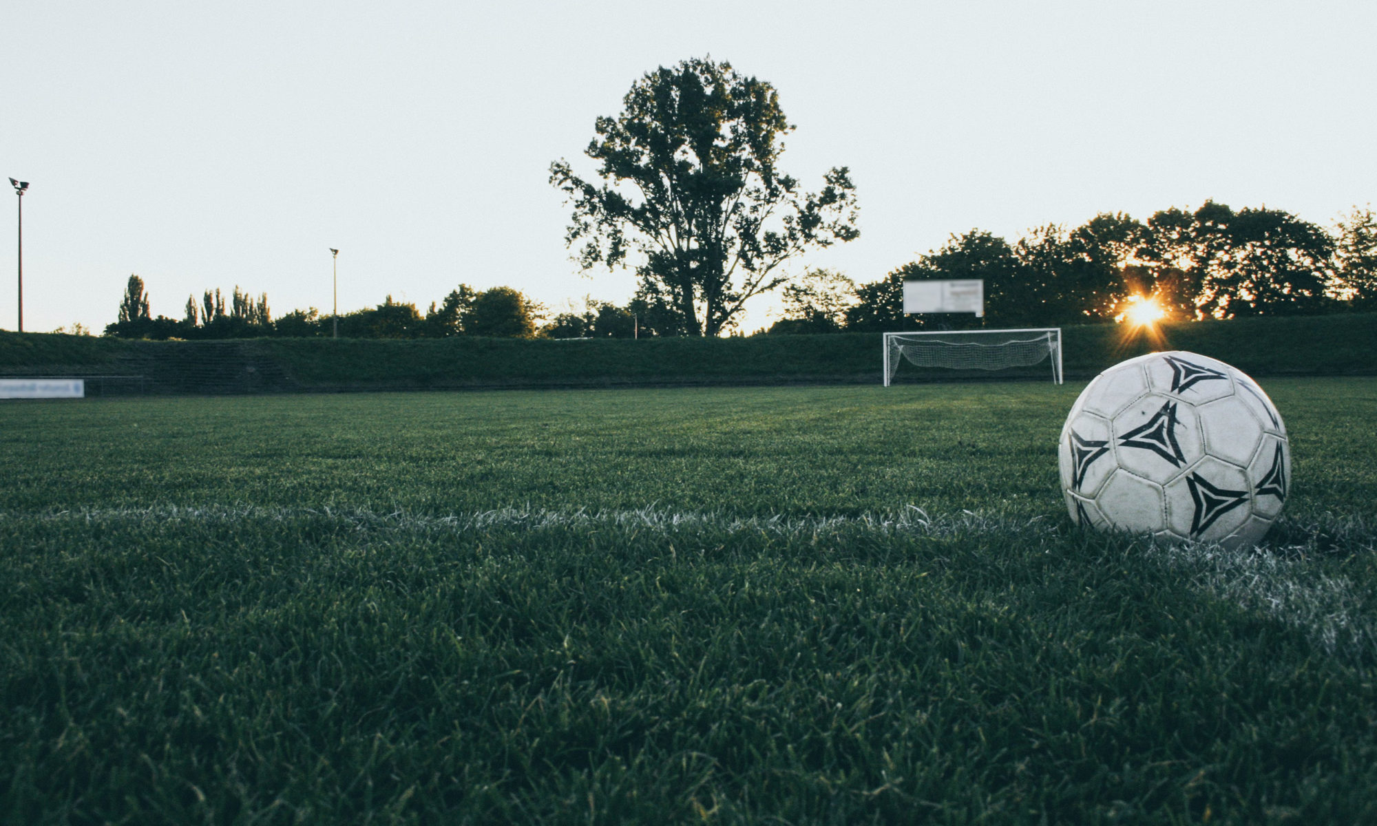 Voetbalclubs Alkmaar missen inkomsten kantine: "We kopen nog geen blik verf"