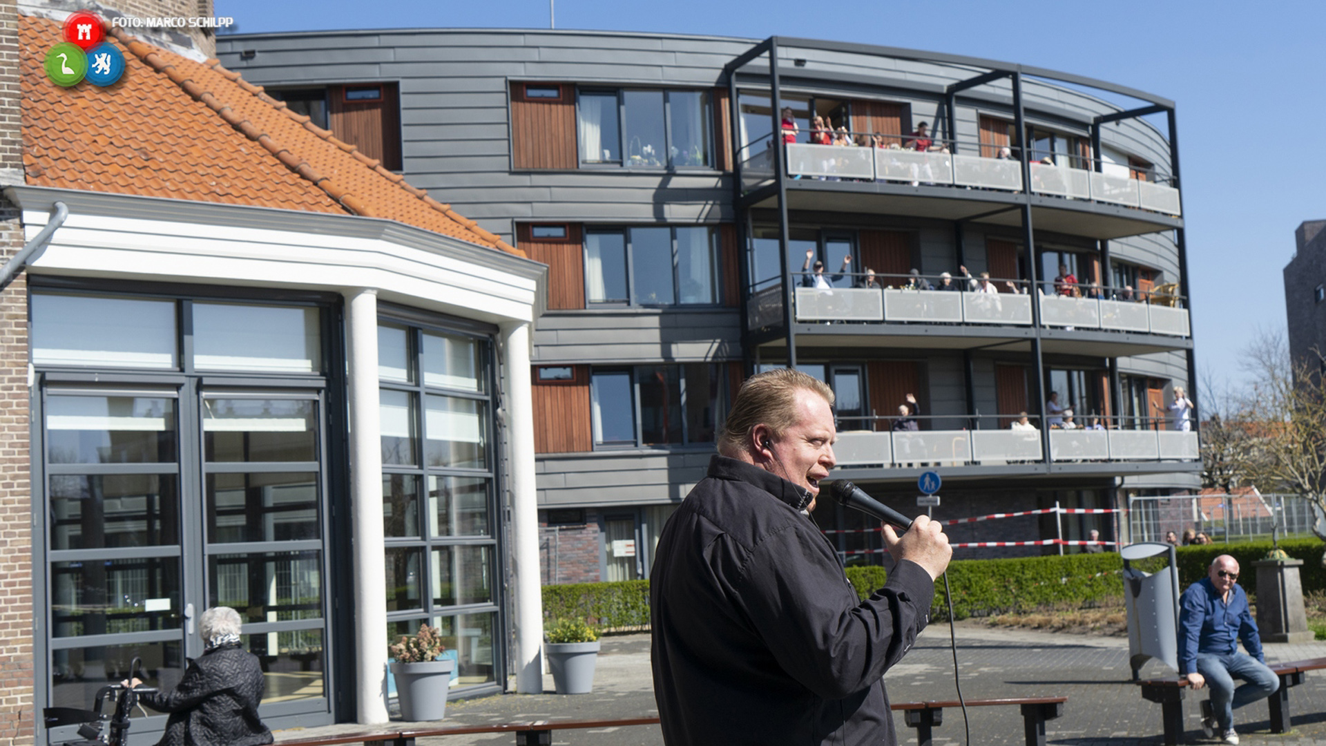 Geraldo verblijt bewoners en personeel van Westerhout met optreden