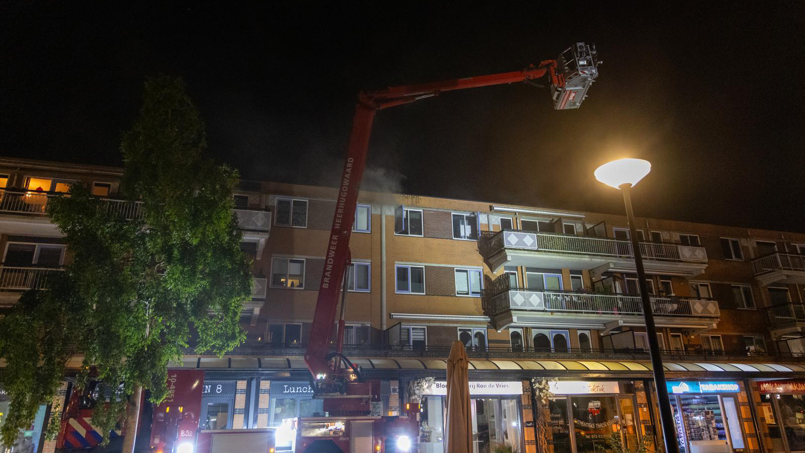 Politie stelt ‘Plaats Delict’ in na brand in Nelson Mandelastraat in Heerhugowaard