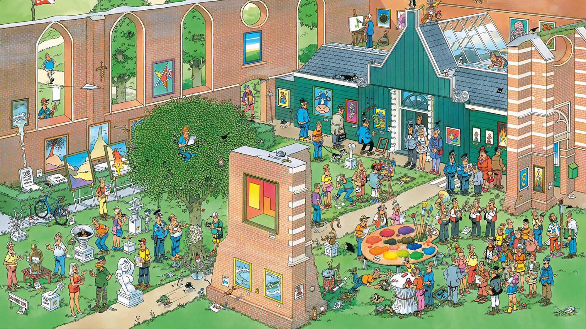 Drukke, levendige scene van een kunstgalerij met veel bezoekers die naar schilderijen kijken en activiteiten bijwonen in een tuin met beelden.