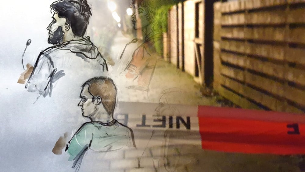 Schetsen van drie mannen zijn over elkaar geplaatst boven een foto van een afgezet steegje met rood politiekot.