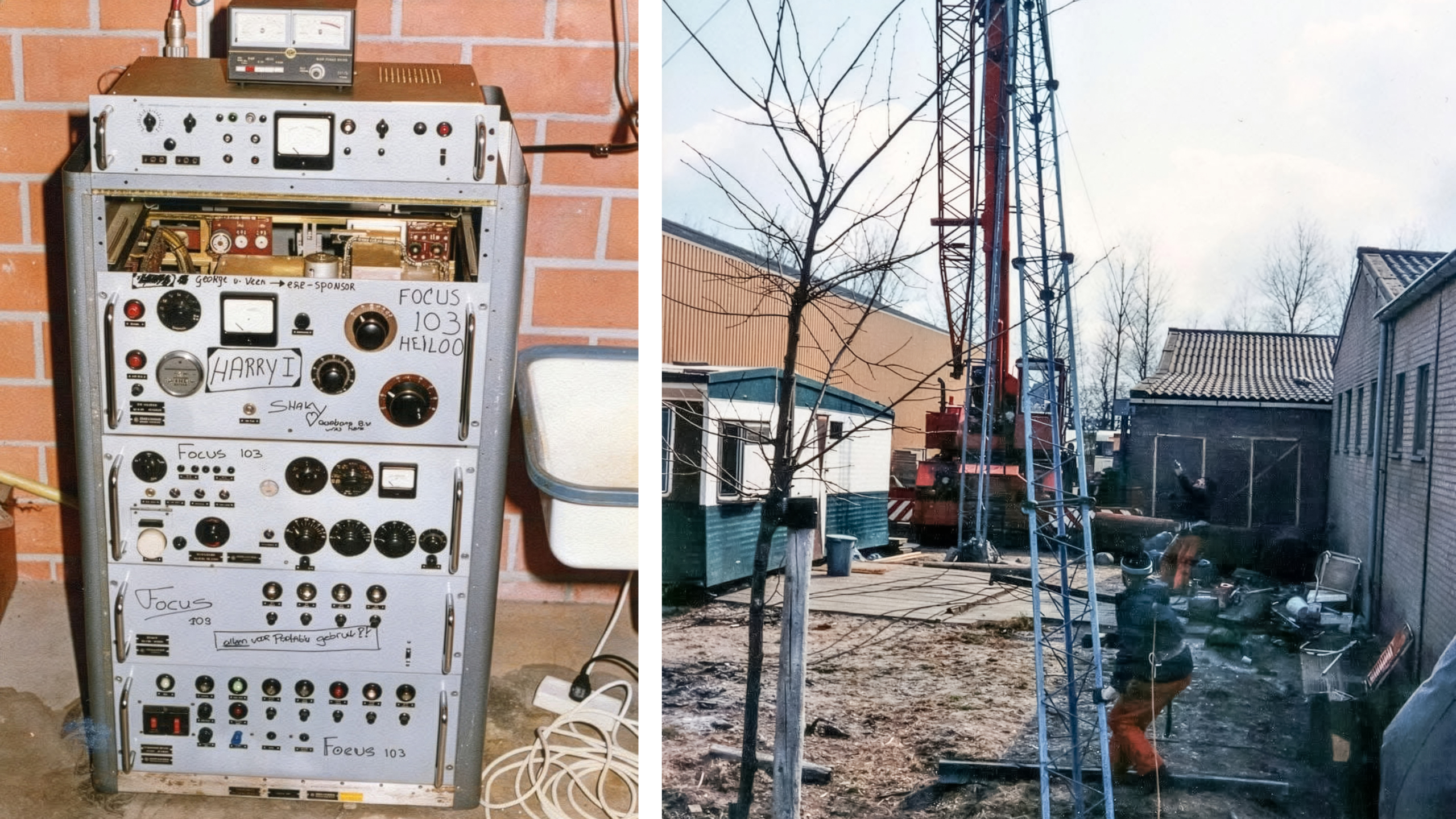 Links een radiosturingkast met meters en knoppen; rechts een hoge antennemast op een erf tussen gebouwen